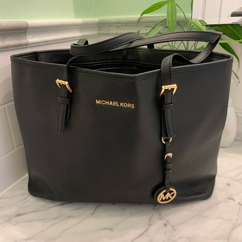 Michael Kors Black Large Jet Set Tote